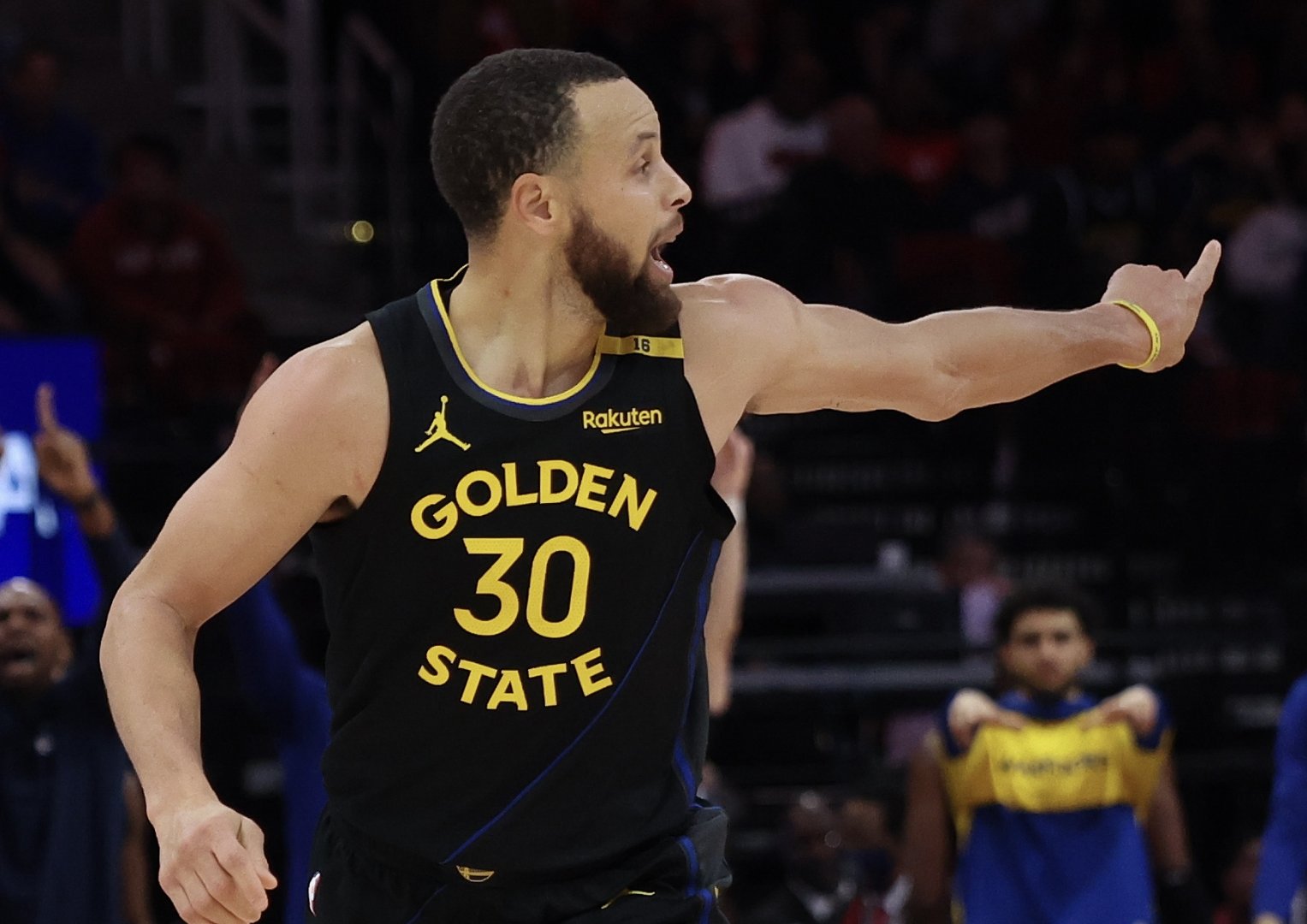 开云体育网页版登录入口-国际比赛日密尔沃基雄鹿门线救险——全明星赛节点到来；目标明确；身体对抗强度拉满的简单介绍-开云体育网页版登录入口